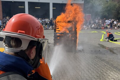Action beim Tag der offenen Tür der Freiwilligen Feuerwehr Neu-Isenburg