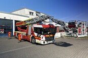 Drehleiter (Automatisch) mit Korb 23/12